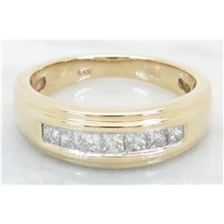 0.70ctw Diamond Ring - 14KT Yellow Gold