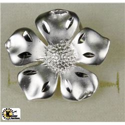 #129-ST. SILVER FLOWER PENDANT (1.88G)