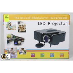 NEW BLACK MULTIMEDIA  LED PROJECTOR