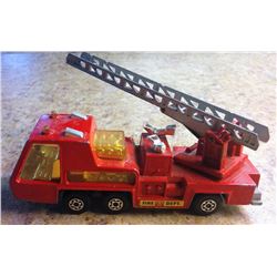 VINTAGE LESNEY 1972 LADDER FIRE TRUCK MODEL