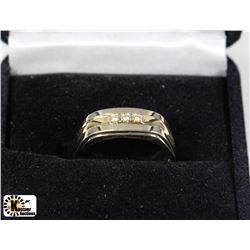 MENS 14K WEDDING BAND WITH 3 DIAMONDS SIZE 9