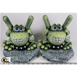 BOX WITH 2 BEWARE OF FROG GARDEN DECOR