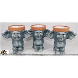 BOX WITH 3 ELEPHANT PLANTERS HOLDS 3-1/2" POTS