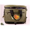 Image 1 : NEW BASS PRO SHOPS COOLER BAG 14"X12"X7"