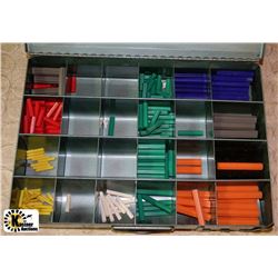 METAL CASE OF DRYWALL/CONCRETE ANCHORS