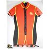 Image 1 : ADULT WET SUITS SIZES MED & XL