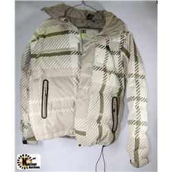 DC WINTER JACKET SIZE MEDIUM