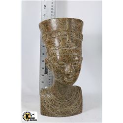 EGYPTIAN STATUE OF QUEEN NEFERTITI
