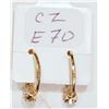 Image 2 : #7-10KT GOLD CUBIC ZIRCONIA LEVER BACK EARRINGS
