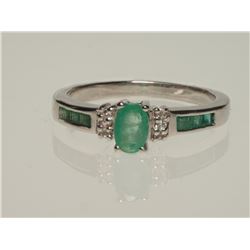 #41-STERLING SILVER EMERALD(0.35CT) RING W/COA