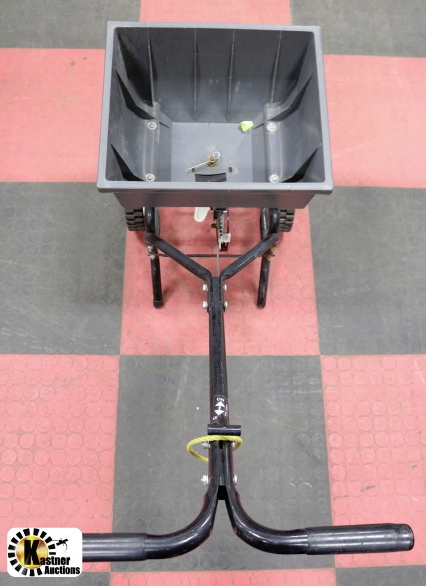 CYCLONE FERTILIZER SPREADER