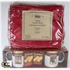 Image 1 : LUXURY CHENILLE THROW & WALKERS GIFT SET