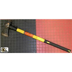 SPLITTING AXE