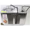 Image 1 : CUISINART ICE CREAM MAKER
