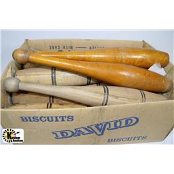 BOX OF VINTAGE JUGGLING STICKS