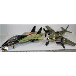 2 AIRPLANE FIGHTERS