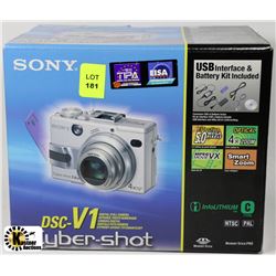 SONY CYBERSHOT 5 MEGAPIXELS DIGITAL CAMERA