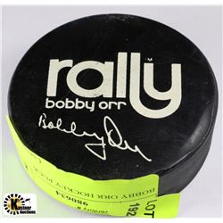 BOBBY ORR HOCKEY PUCK