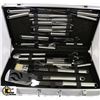 Image 1 : DELUXE BBQ SET IN ALUMINUM CASE