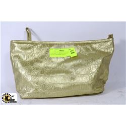 ELIZABETH ARDEN TRAVEL BAG WITH CERAMIDE GOLD