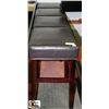 Image 1 : 4 LEATHERETTE STOOLS 23"H