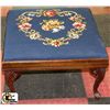 Image 1 : VINTAGE WOOD CARVED FLORAL NEEDLEPOINT STOOL