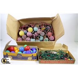 3 BOXES OF VINTAGE CHRISTMAS ORNAMENTS