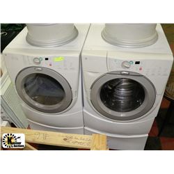 WHIRLPOOL WASHER AND DRYER SET