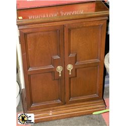 2 DOOR SIDE CABINET
