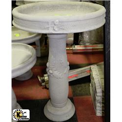 CONCRETE ACORN BIRDBATH 16"X23"