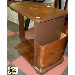 ESTATE MAGAZINE RACK END TABLE