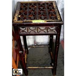 INDOOR OUTDOOR BAMBOO TABLE/PLANT STAND