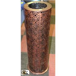 SHOWHOME METAL UMBRELLA STAND