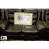 Image 3 : NEW BLACK LEATHERETTE RECLINING SOFA AND LOVE