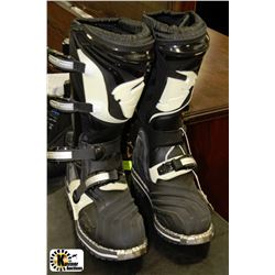 THOR RACING BLACK RATCHET MOTORCROSS BOOTS