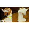 Image 1 : PAIR OF ALABASTER UNICORN BOOK ENDS
