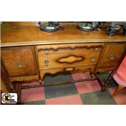 VINTAGE WOOD DINETTE SIDEBOARD