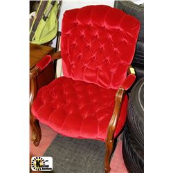 ESTATE VINTAGE RED ARMCHAIR