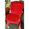 Image 1 : ESTATE VINTAGE RED ARMCHAIR