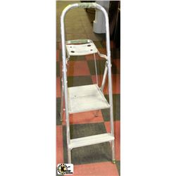 ALUMINUM 2-STEP EXTENSION LADDER