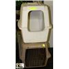 Image 1 : SMALL KENNEL SOLD WITH LITTER BOX