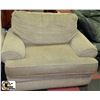 Image 3 : BEIGE FABRIC OVERSIZED LOVE SEAT & SOFA CHAIR