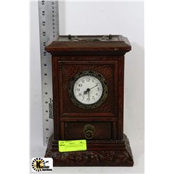 VINTAGE WOOD MANTLE CLOCK W/FRONT