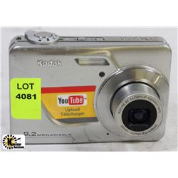 KODAK EASYSHARE E610 DIGITAL CAMERA