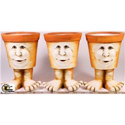 BOX WITH 3 FACE & FEET PLANTER POTS 7" TALL AND