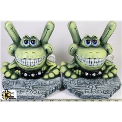 BOX WITH 2 BEWARE OF FROG GARDEN DECOR