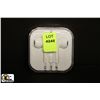 Image 1 : NEW EARBUD HEADPHONES