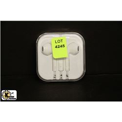 NEW EARBUD HEADPHONES