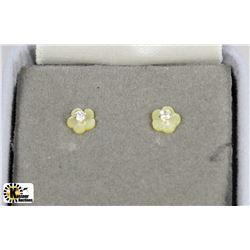 14KT GOLD CUBIC ZIRCONIA &MOTHER OF PEARL 2IN1