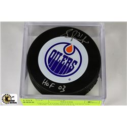 GRANT FUHR HOCKEY HALL OF FAME '03 SIGNED PUCK